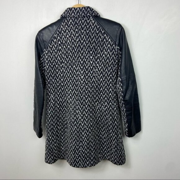 Marc New York Andrew Marc Tweed‎ Jacket Black Faux Leather Coat Size 2 Chevron - Picture 13 of 15